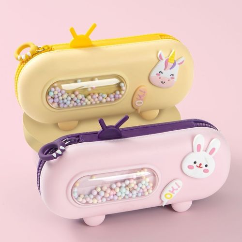 के बारे में नवीनतम कंपनी समाचार Features of Silicone Pencil Box