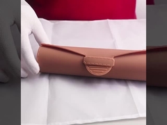 अपग्रेड एंटी-फॉल आउट ज़िपर क्लोजर के साथ सिलिकॉन मेकअप ब्रश ऑर्गनाइज़र